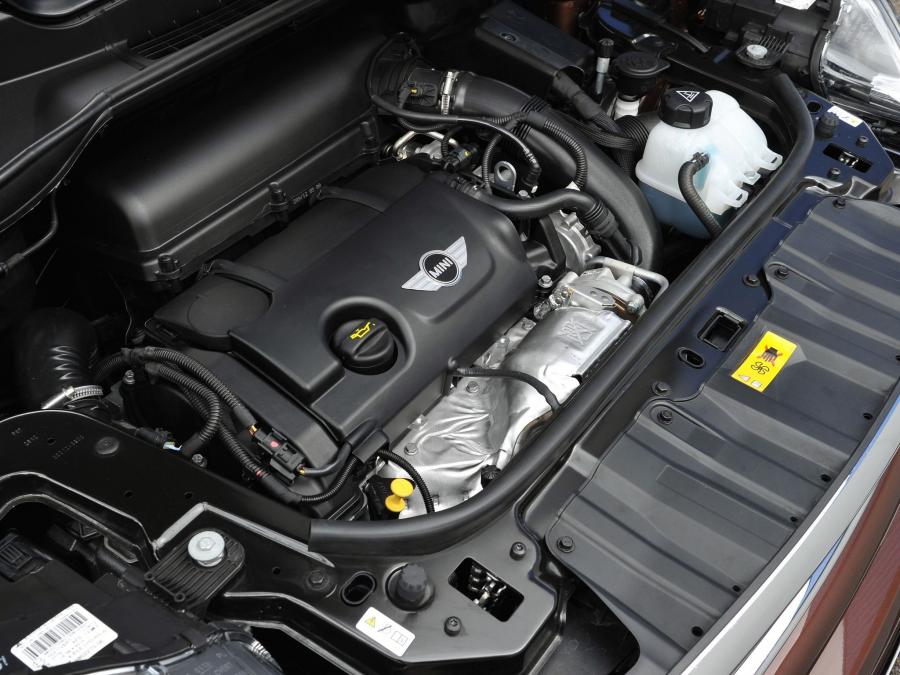  Mini Cooper S Paceman 2013 года  (фото 7 из 30)